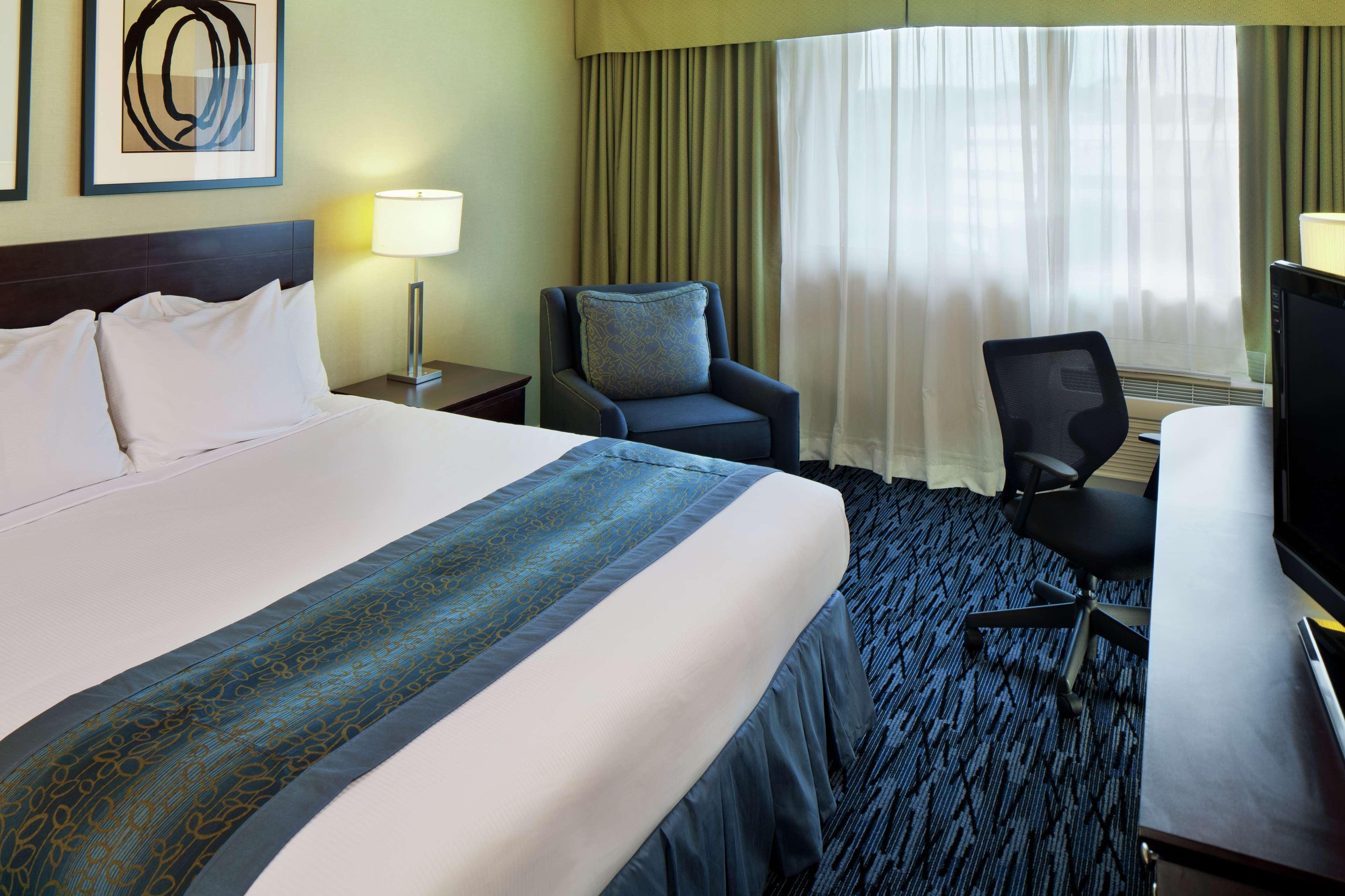 Doubletree By Hilton Norwalk Hotel Phòng bức ảnh