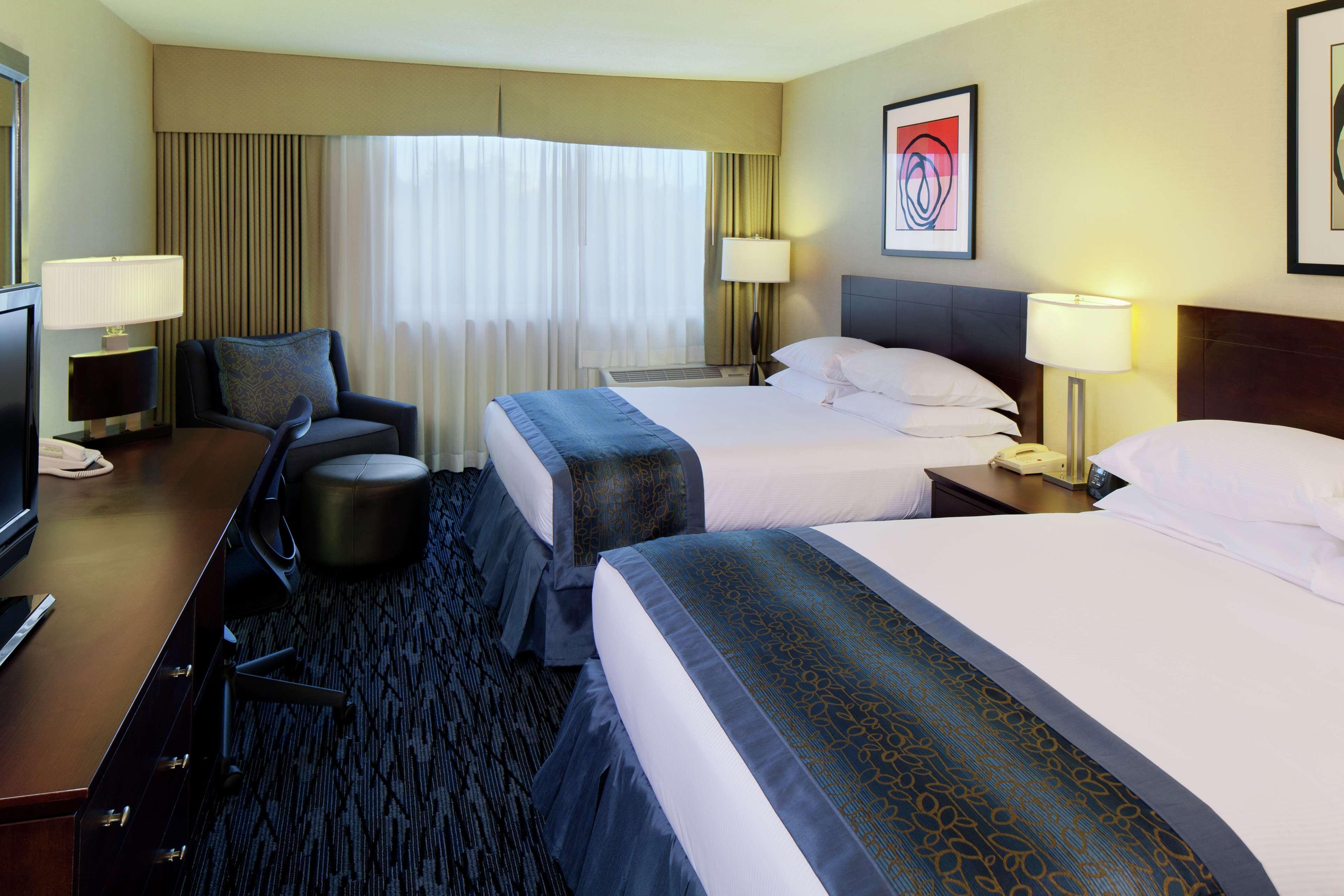 Doubletree By Hilton Norwalk Hotel Phòng bức ảnh