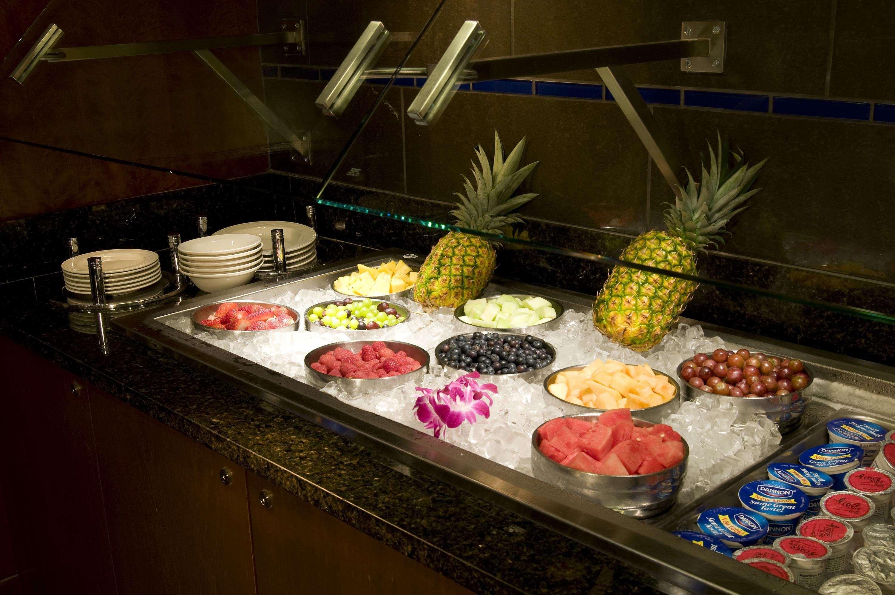 Doubletree By Hilton Norwalk Hotel Nhà hàng bức ảnh