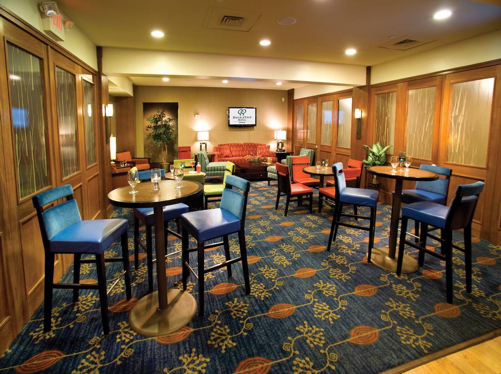 Doubletree By Hilton Norwalk Hotel Nhà hàng bức ảnh