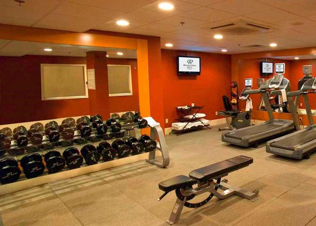Doubletree By Hilton Norwalk Hotel Ngoại thất bức ảnh